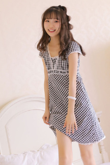 美女%100全身胸视频